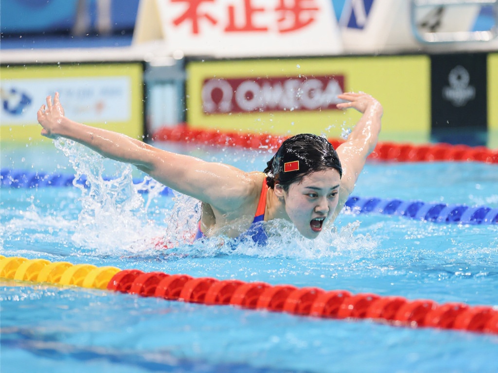 20250327 泳往直前,不止步的张雨霏传奇 泳池里的冠军,不止步的初心
张雨霏的名